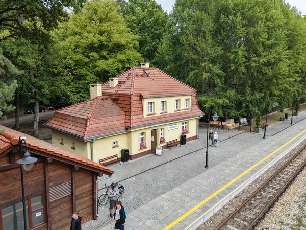 Stacja kolejki wązkotorowej